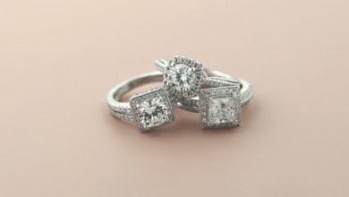 lab-grown diamond engagement rings